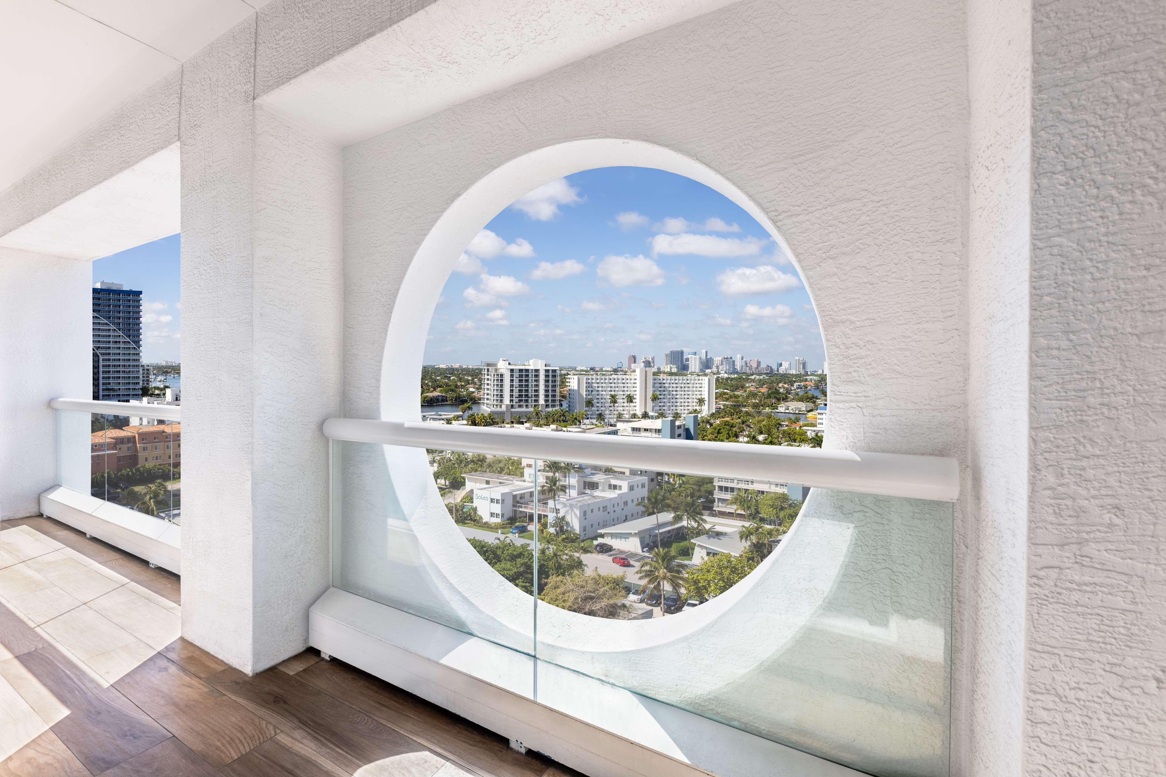 Conrad Fort Lauderdale Beach Eksteriør billede