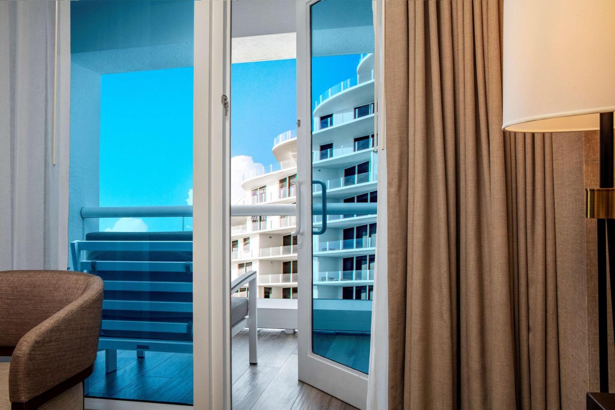 Conrad Fort Lauderdale Beach Eksteriør billede